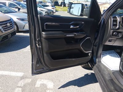 2024 Ram 1500 — photo 13 view