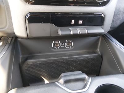 2024 Ram 1500 — photo 17 view