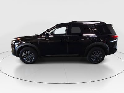 2024 Nissan Pathfinder — interior view