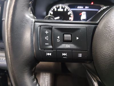 2024 Nissan Pathfinder — photo 12 view