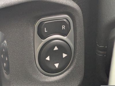 2026 Jeep Gladiator — photo 24 view