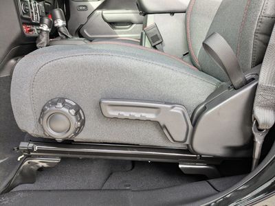 2026 Jeep Gladiator — photo 20 view