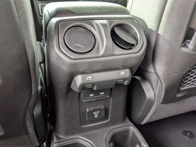 2026 Jeep Gladiator — photo 14 view