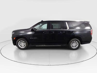 2024 Chevrolet Suburban - Photo 4
