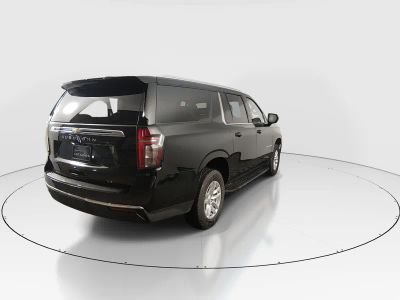 2024 Chevrolet Suburban - Photo 7