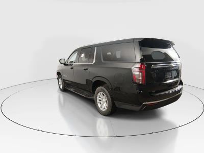 2024 Chevrolet Suburban - Photo 5