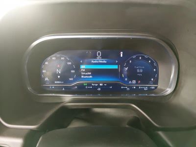 2024 Chevrolet Suburban - Photo 14