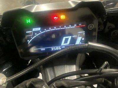 2024 Yamaha YZF-R7 - Photo 9