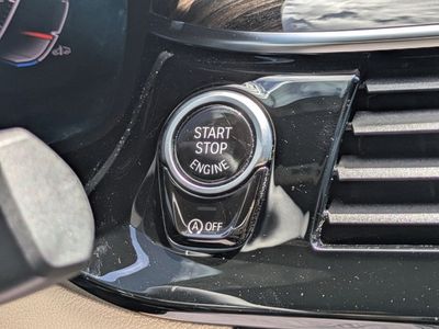 2021 BMW 5 Series - Photo 23
