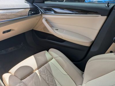 2021 BMW 5 Series - Photo 14