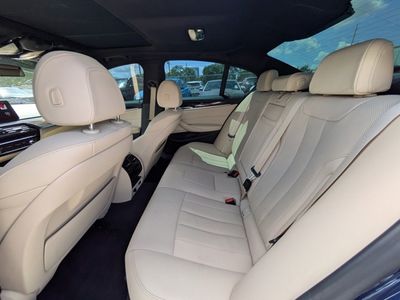 2021 BMW 5 Series - Photo 11