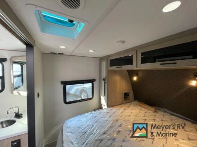 2026 Grand Design Imagine XLS - Photo 17