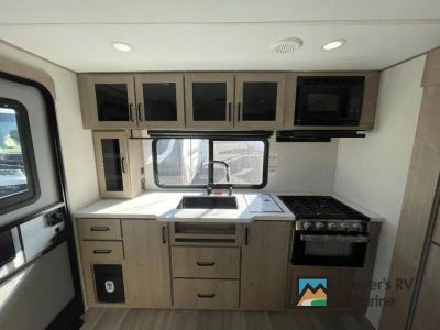 2026 Grand Design Imagine XLS - Photo 9
