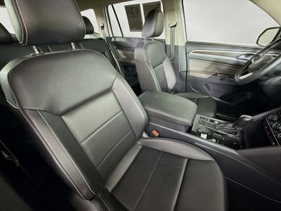 2023 Volkswagen Atlas — photo 32 view