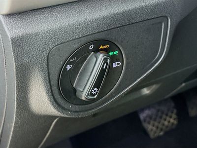 2023 Volkswagen Atlas — photo 8 view