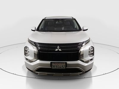 2023 Mitsubishi Outlander — side profile view