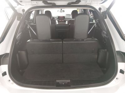 2023 Mitsubishi Outlander — photo 11 view