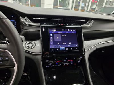 2023 Jeep Grand Cherokee — photo 21 view