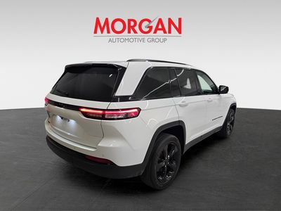 2023 Jeep Grand Cherokee — engine compartment view