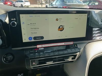 2026 Toyota Camry - Photo 17