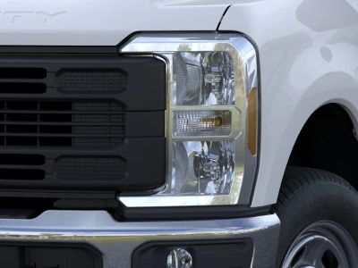 2026 Ford Super Duty — photo 18 view