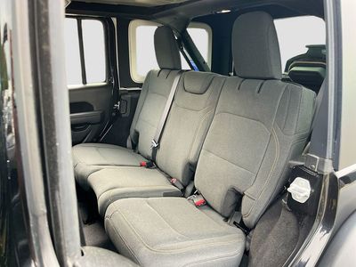 2025 Jeep Wrangler — photo 23 view