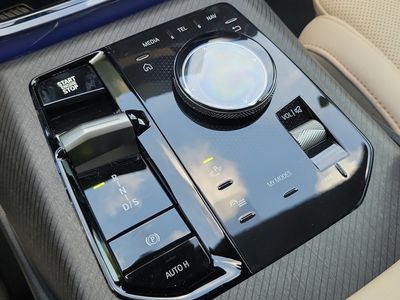 2026 BMW X3 — photo 32 view