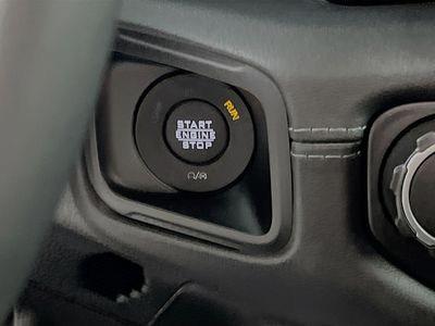 2025 Jeep Wrangler — photo 20 view