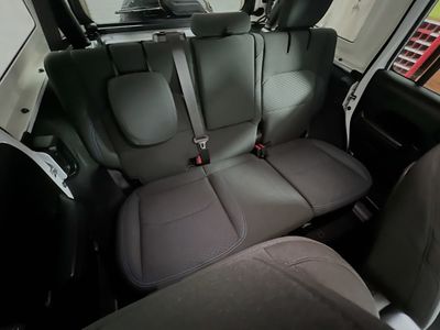 2025 Jeep Wrangler — photo 30 view