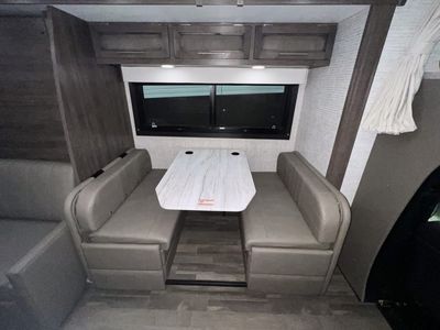 2025 Entegra QWEST SE - Photo 6