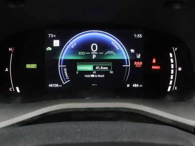 2025 Toyota Camry FWD - Photo 38