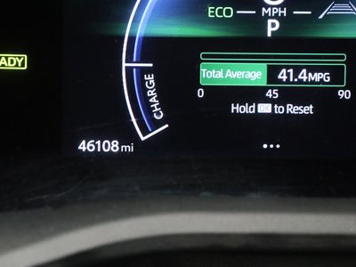 2025 Toyota Camry FWD - Photo 39