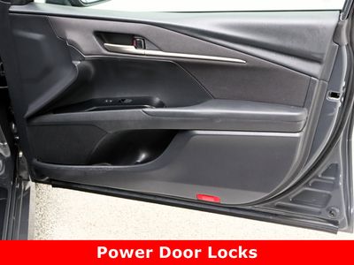 2025 Toyota Camry FWD - Photo 34
