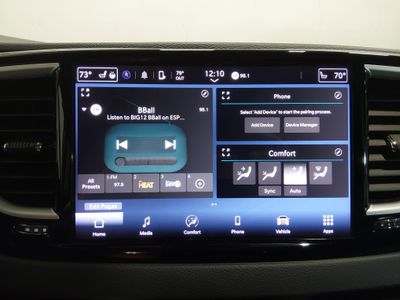 2024 Chrysler Pacifica — photo 17 view