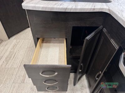 2021 Coachmen RV Spirit — photo 31 view