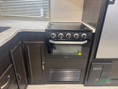 2021 Coachmen RV Spirit — photo 12 view