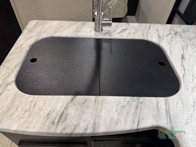 2021 Coachmen RV Spirit — photo 18 view