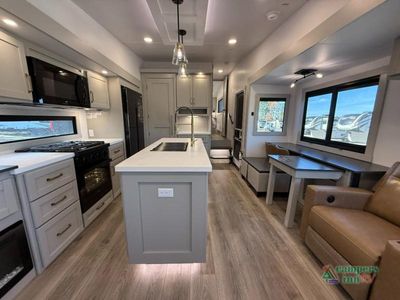 2026 Brinkley Model Z — photo 10 view