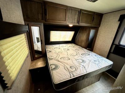2020 Coachmen Apex Ultra-Lite — photo 8 view