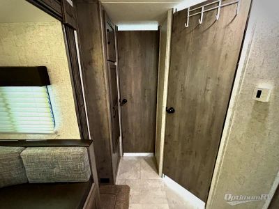 2020 Coachmen Apex Ultra-Lite — photo 7 view