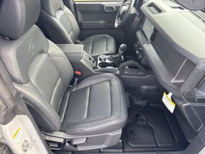 2026 Ford Bronco — photo 13 view