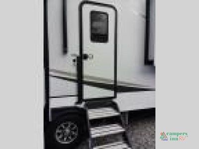 2025 Alliance RV Paradigm — photo 17 view