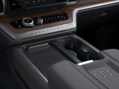 2026 Ford Expedition — photo 15 view