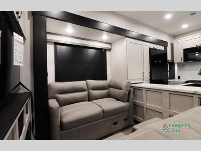 2026 Jayco Seismic - Photo 11