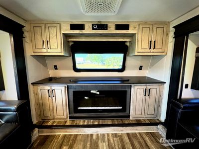 2023 Keystone Avalanche - Photo 7