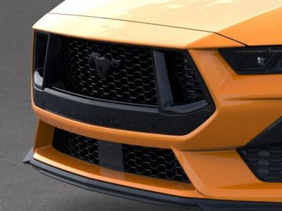 2026 Ford Mustang - Photo 17