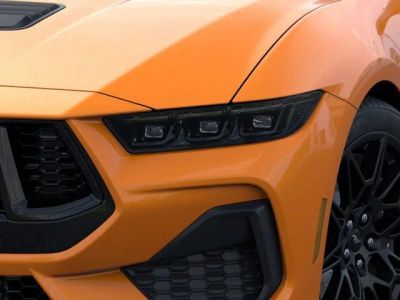 2026 Ford Mustang - Photo 18