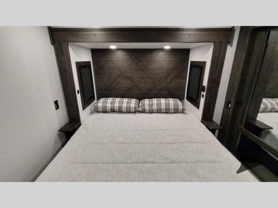 2025 Keystone RV Fuzion — photo 187 view