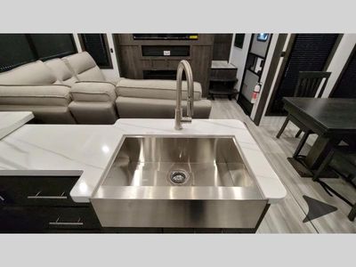 2025 Keystone RV Fuzion — photo 144 view