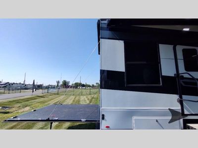 2025 Keystone RV Fuzion — photo 50 view